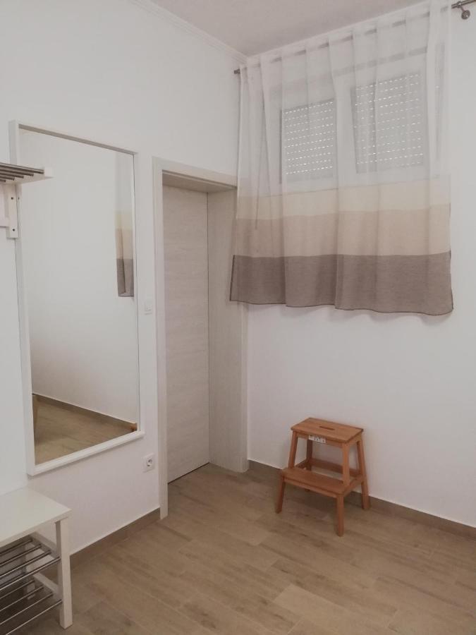 Apartments Tinjarosa Mundanije Экстерьер фото