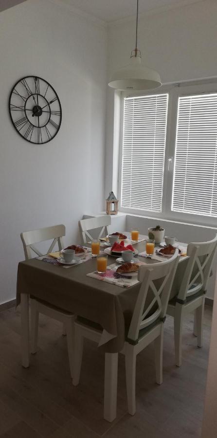 Apartments Tinjarosa Mundanije Экстерьер фото